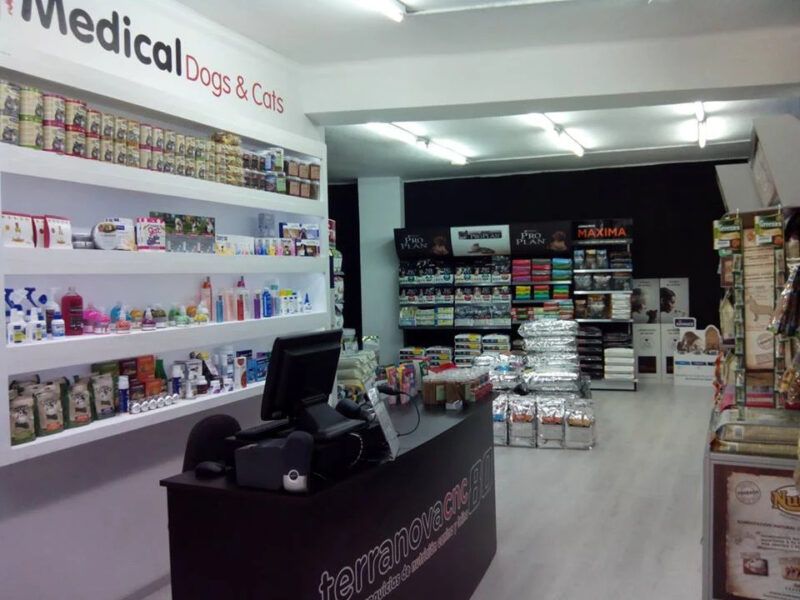 TRAPASSO NEGOCI DE PRODUCTES DE MASCOTAS